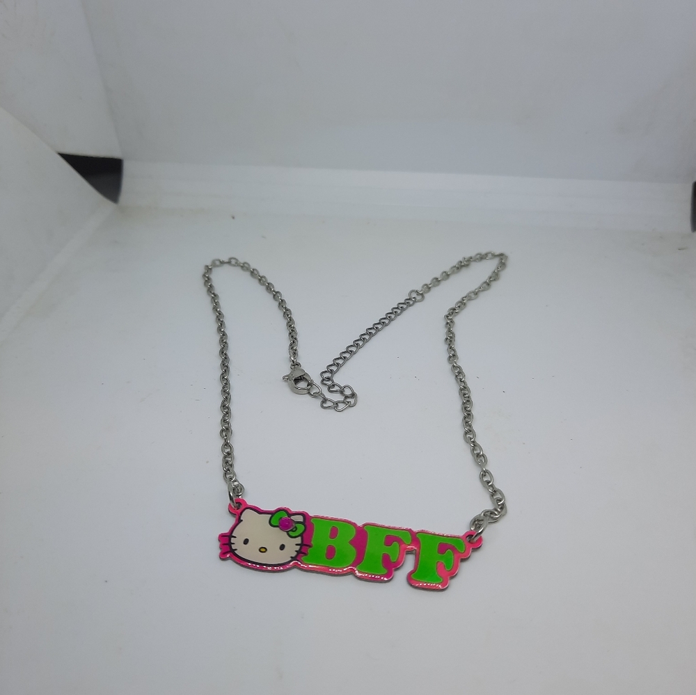Hello kitty necklace